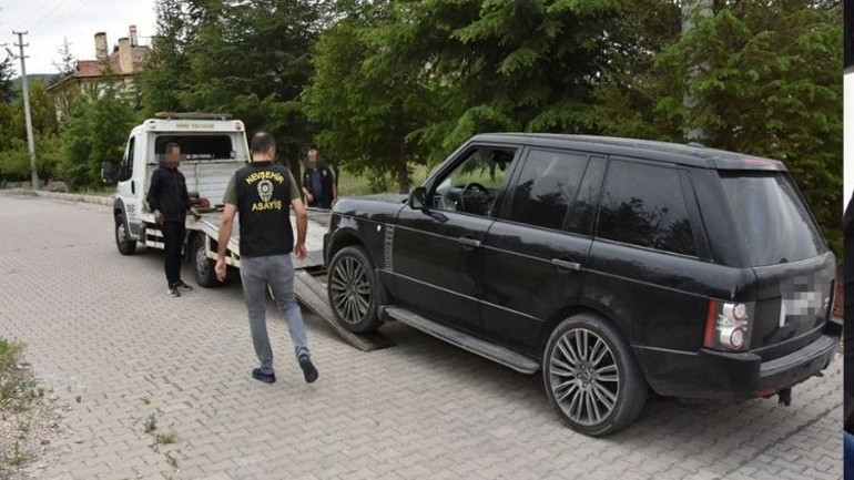 Masaj salonuna fuhuş operasyonu: 3 gözaltı
