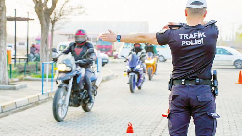 Trafik canavarları yanacak: Yeni cezalar devrim gibi