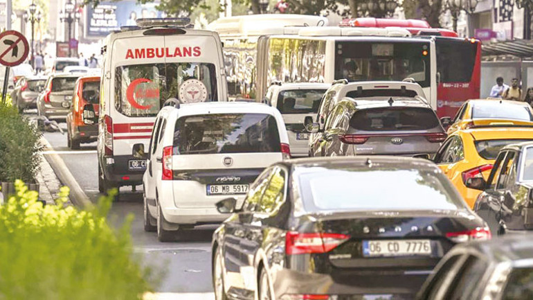 Trafik canavarları yanacak: Yeni cezalar devrim gibi