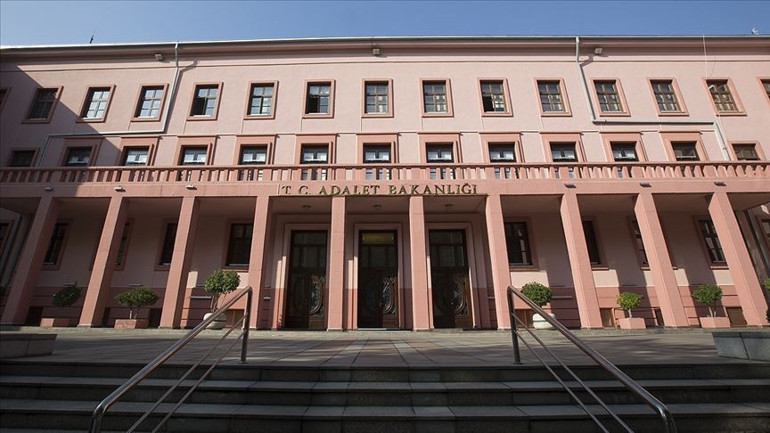 Memur alımlarında değişiklik yapıldı Bakan Tunç duyurdu