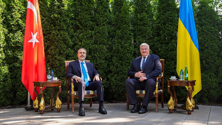 Dışişleri Bakanı Hakan Fidan: Erdoğan'ın ev sahipliğinde görüşülebilir - Hürriyet Haberler