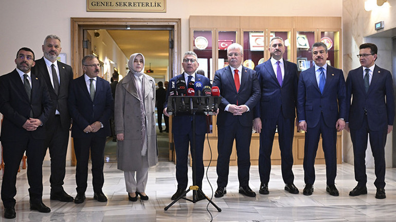 AK Partinin TBMM Başkanı adayı Numan Kurtulmuş