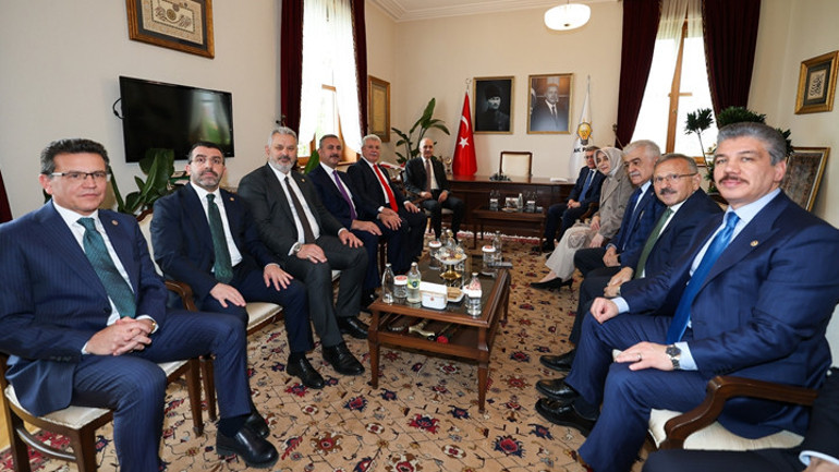 TBMM Başkanı Numan Kurtulmuştan AK Parti ve CHPye ziyaret