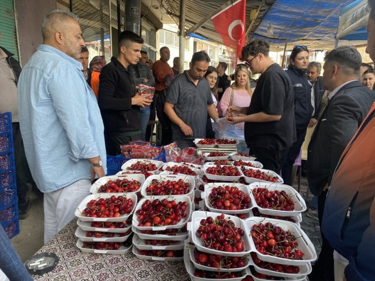 10 dakikada 2 kilo 592 gram yiyip yarışmayı kazandı
