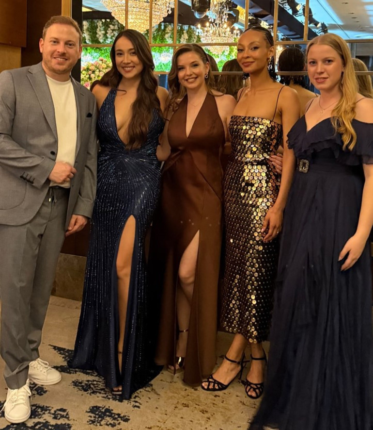 Sihirli Annemin Çileki Zeynep Özkaya evlendi