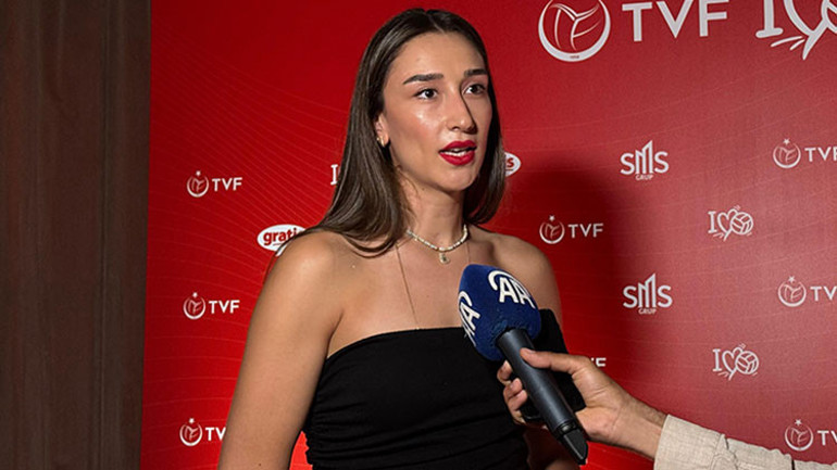 Milli voleybolcular Hande Baladın ve Sinead Jack-Kısal, Milletler Liginde başarıya inanıyor