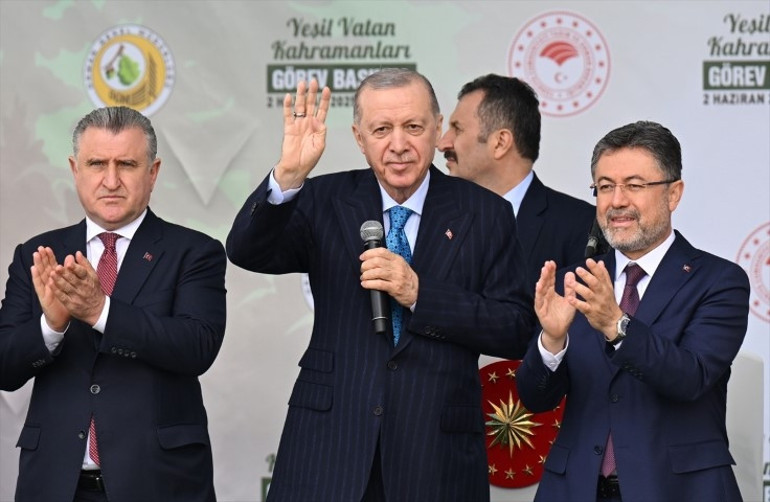 Cumhurbaşkanı Erdoğan: Belediyelerde yangın hazırlığı yok