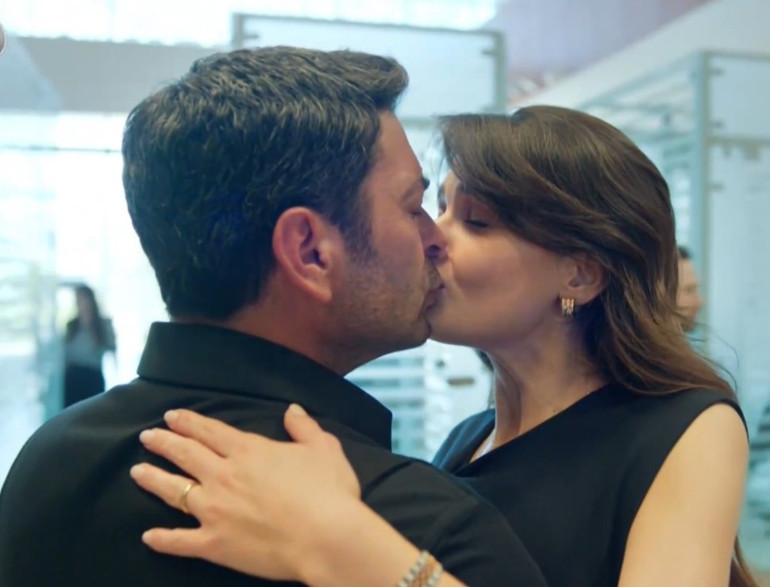 Uzak Şehir yeni sezona nefes kesen bir bölümle başladı... Alyayı durduran öpücük