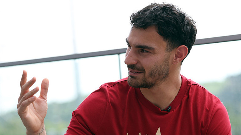 Özel Röportaj - Kaan Ayhandan Spor Arenaya çok konuşulacak açıklamalar: Hedef 6. yıldız | Osimheni ikna etmek zor | Bu sezon en mutlu anım...