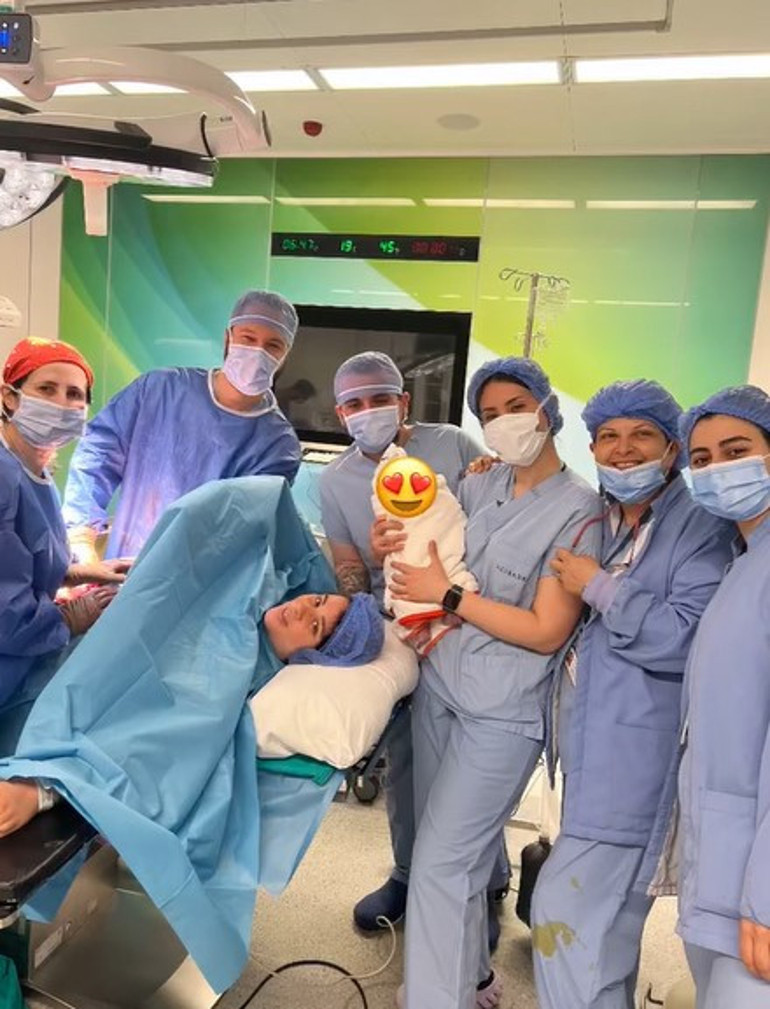 Tuğçe Tayfur üçüncü kez anne oldu: Kızım için dua edin