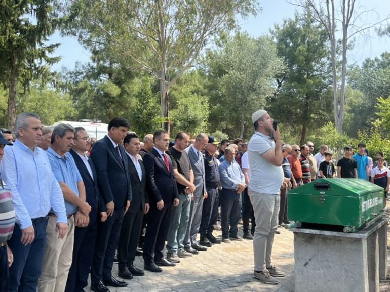 Marmaristeki depremde 14 yaşındaki Afra hayatını kaybetmişti Ailesi son anlarını anlattı...