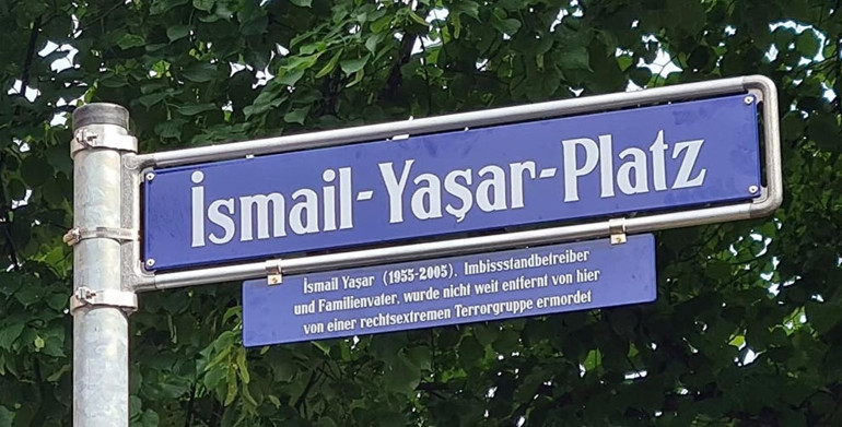 İsmail Yaşar Meydanı yenilendi
