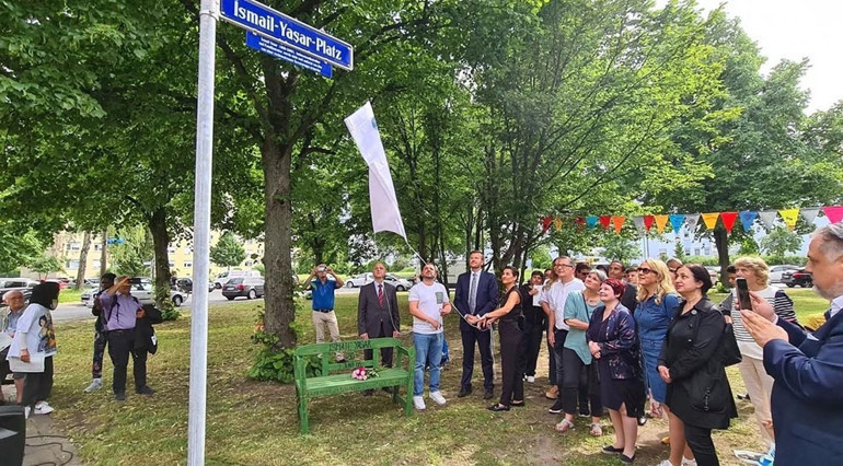 İsmail Yaşar Meydanı yenilendi