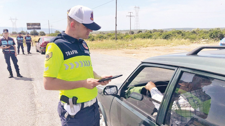 Otobüslerde 3 bin ‘gizli yolcu’... Trafik yakın takipte
