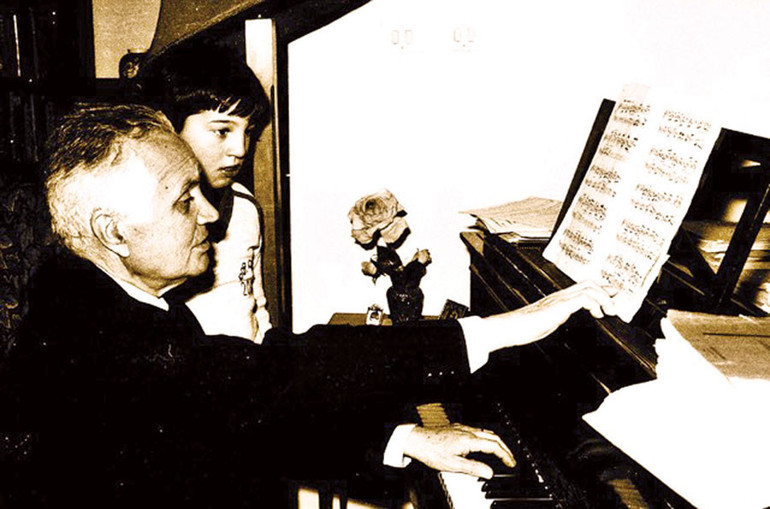 50 yılda 4 bin konser... New York ya da Tunceli fark etmez önemli olan kendime verdiğim konser