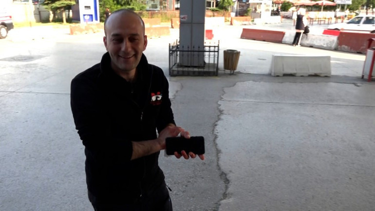 Manzara yine değişmedi Bir Kurban Bayramı klasiği: Koşarak geldiler