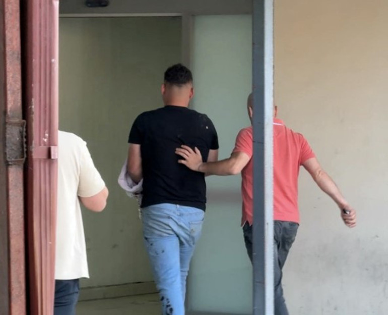 Manzara yine değişmedi Bir Kurban Bayramı klasiği: Koşarak geldiler