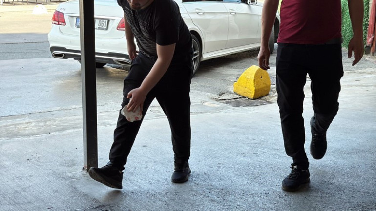 Manzara yine değişmedi Bir Kurban Bayramı klasiği: Koşarak geldiler