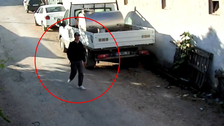 Bursada kayıp 14 yaşındaki Burak Koçakı arama çalışmaları sürüyor Kaybolmadan önceki son görüntüleri ortaya çıktı