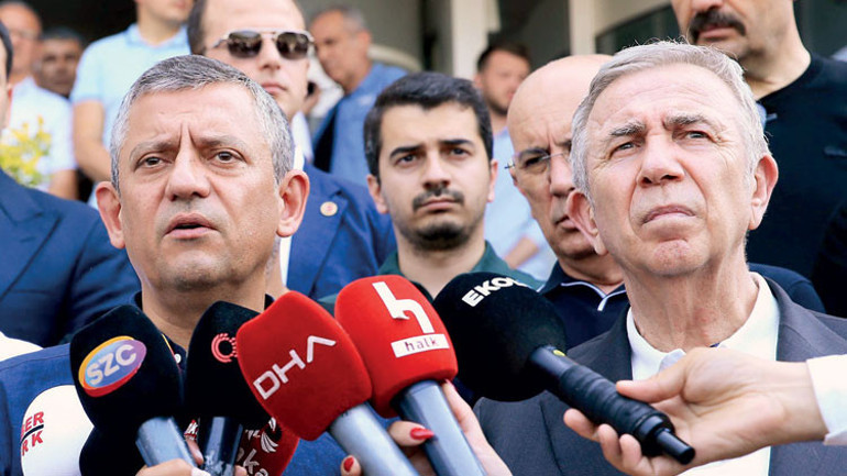 3-5 dakika akıma kapıldı