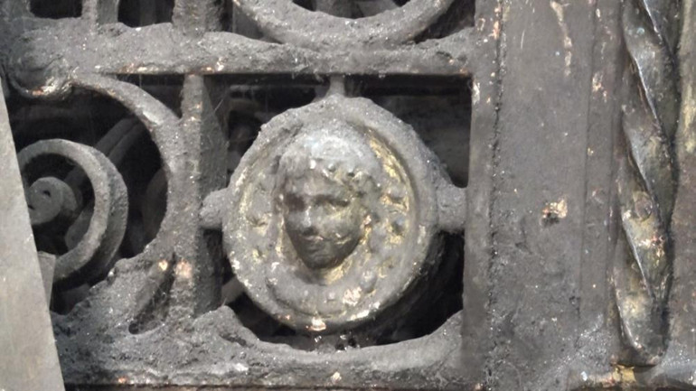 Bu kapıyı satın alabilecek para yok Tam 160 yıllık Samsunda bulunuyor