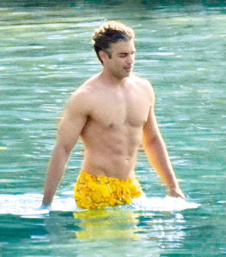 Çağla yine Çeşme’de