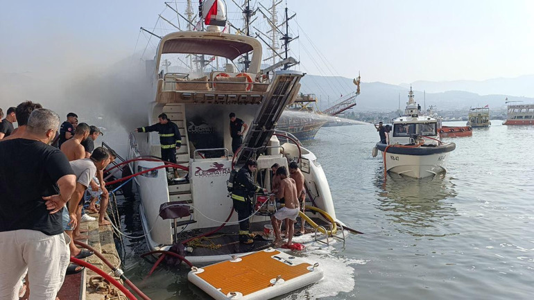 Milyonlarca liralık lüks tekne yandı