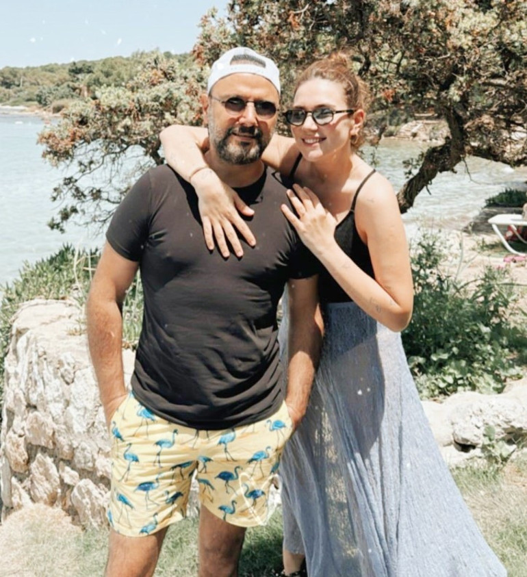 Ünlüler sezonu açtı Tatil anıları