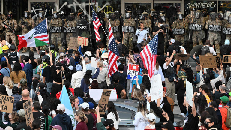 Trumptan göstericilere hapis tehdidi Toplu tutuklamalar başladı: Sokağa çıkma yasağı uygulanıyor