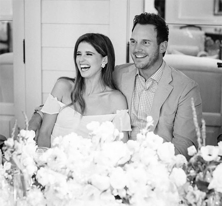 Biz karımla bir sürü çocuk yapacağız demişti... Bu mutlu yuvaya anne eli değdi... Altıncı yılımız kutlu olsun sevgilim