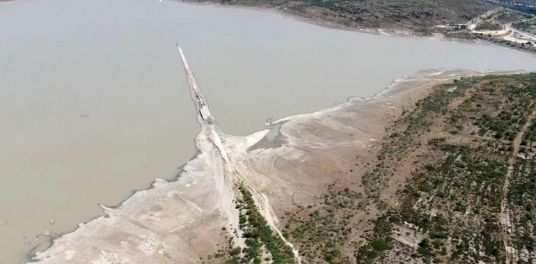 Çeşmede su krizi 30 günlük su kaldı Mümkünse 2 gün suyu keseceksiniz