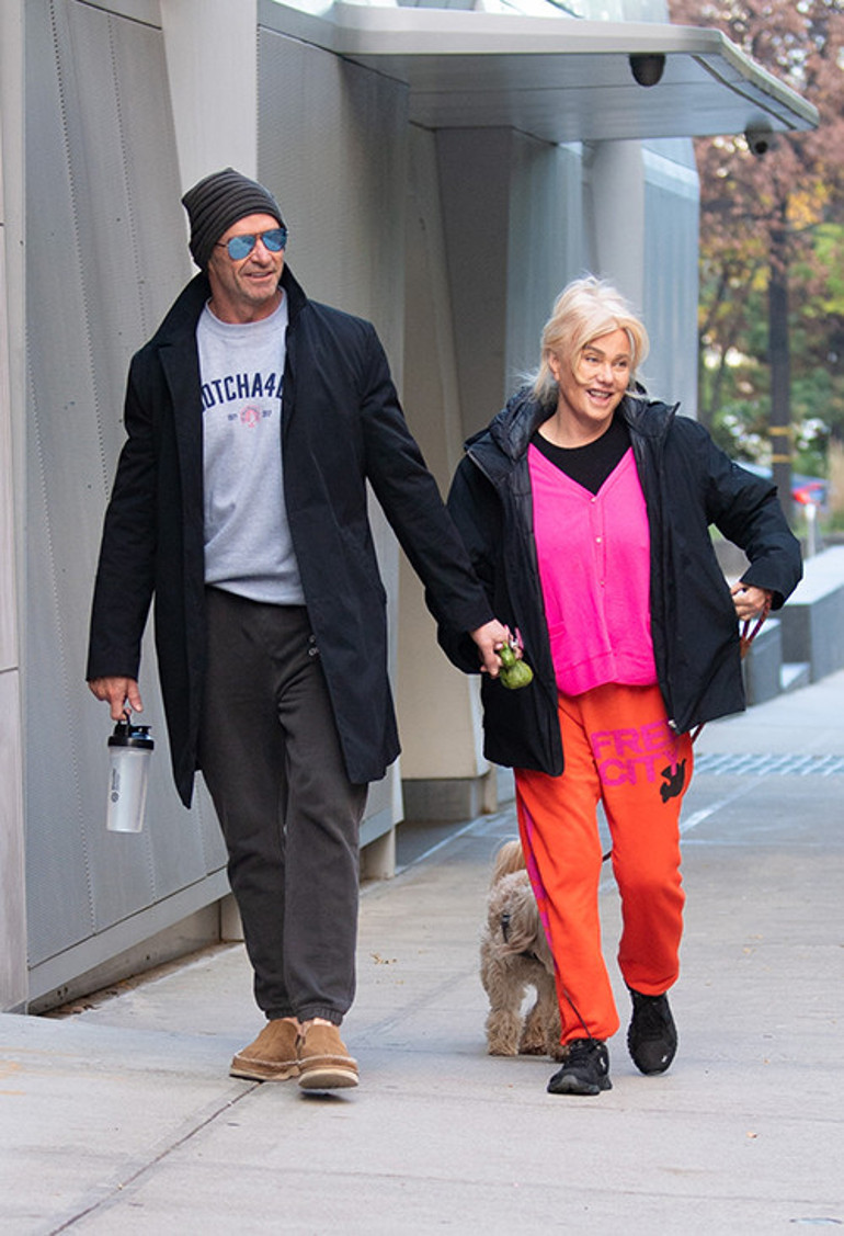 27 yılın hatırına baştan aldatmayacaktın... Daha evliyken sevgili buldu... Şimdi eski karısı karanlık sırlarını ortaya serecek diye korkuyor