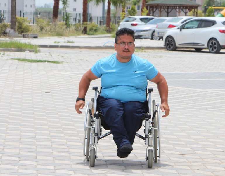 Engelli oğlunun hayalini dolandırıcılara kaptırdı