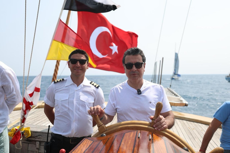 Cumhuriyet’in ilk yelkenli okul gemisi STS Bodrum, BM filosuna Türkiye temsilcisi olarak katıldı