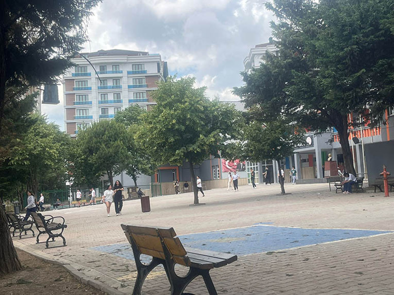 LGS sona erdi... Sınav hakkında tüm gelişmeler gün boyunca Hürriyet/Eğitim’de