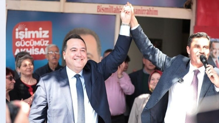 Manisanın yeni Büyükşehir Belediye Başkanı belli oldu