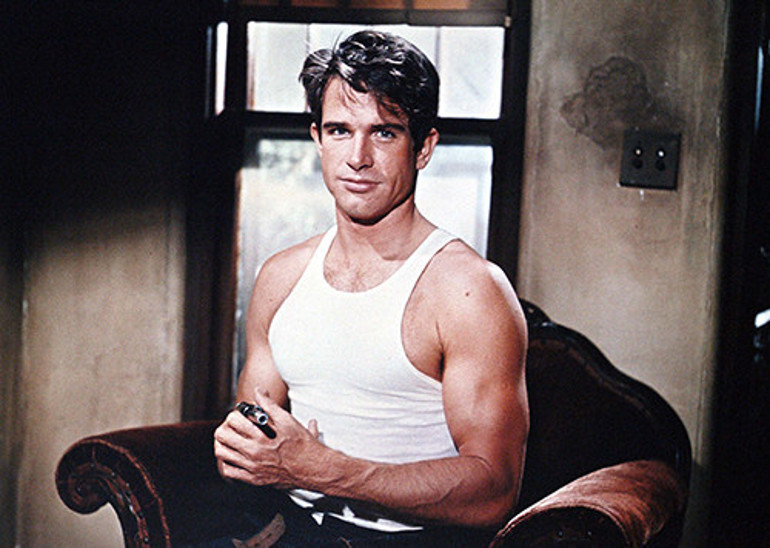 Aradığı gerçek aşkı 50 yaşından sonra bulmuştu... Gençlik defterlerini açtı... Uyandığımda yan yana yatıyorduk, ne oldu hiç hatırlamıyorum