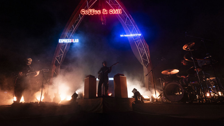 Glass Beams Espressolab Roastery’de sahne aldı