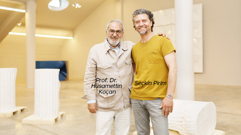 Zamansız mekânda zamansız sergi