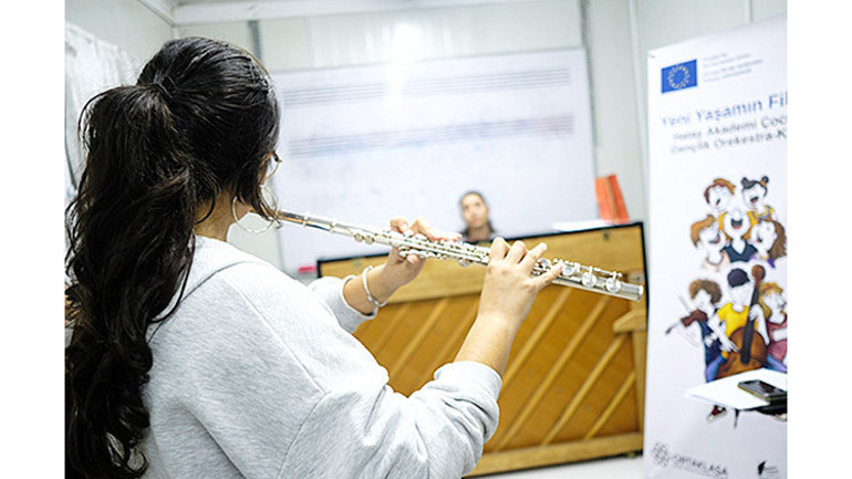 Umutlar sanat ve sporla büyüyor