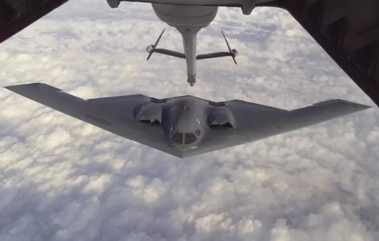 ABD detayları paylaştı: B-2lerin 37 saatlik mesaisi Pilotlar için mini buzdolabı ve mikrodalga fırın