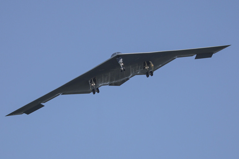 ABD detayları paylaştı: B-2lerin 37 saatlik mesaisi Pilotlar için mini buzdolabı ve mikrodalga fırın