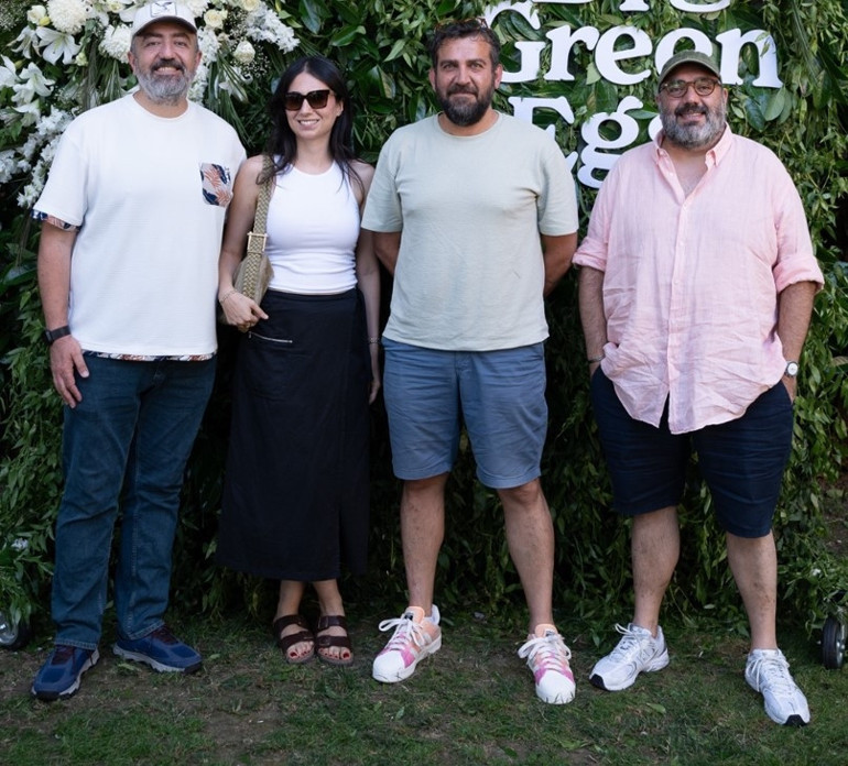 Fenomen isimler barbekü partisinde buluştu