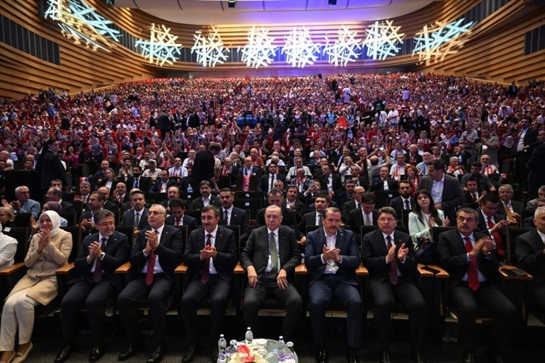 Cumhurbaşkanı Erdoğan: Kimden gelirse gelsin saldırıları asla tasvip etmiyoruz