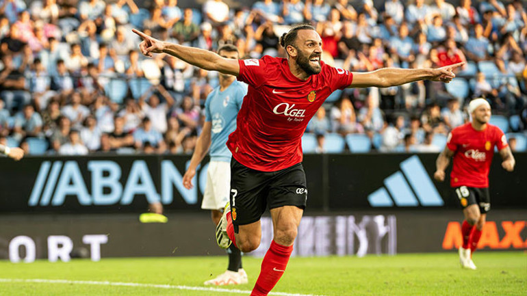 Beşiktaş, Fenerbahçeli eski golcü Vedat Muriqiyi transfer ediyor Sürpriz gerçek ortaya çıktı