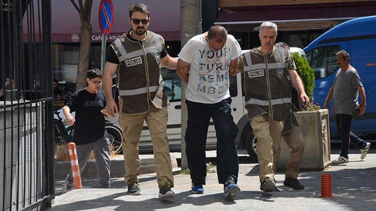 Eskişehirde korkunç olay Köpeği yere attı, boğazını sıktı... Kendini böyle savundu: İstediğimi yaparım