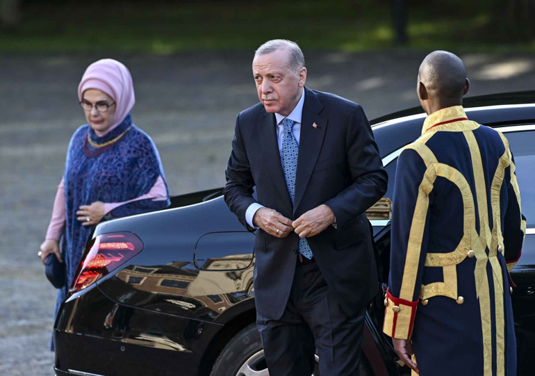 Cumhurbaşkanı Erdoğan, Laheyde... NATO Liderler Zirvesinde aile fotoğrafı