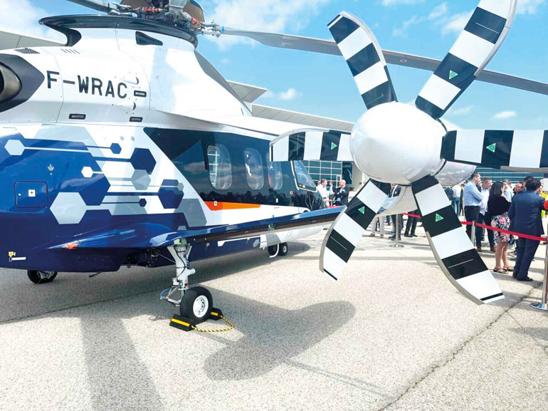 Airbus’un yeni hava aracı Paris Air Show’da sahneye çıktı... Yarı helikopter yarı uçak