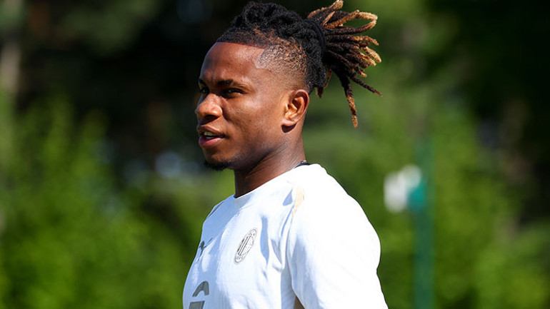 Milanlı Samuel Chukwueze Fenerbahçeye önerildi Transferde sürpriz