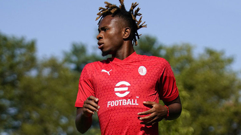 Milanlı Samuel Chukwueze Fenerbahçeye önerildi Transferde sürpriz